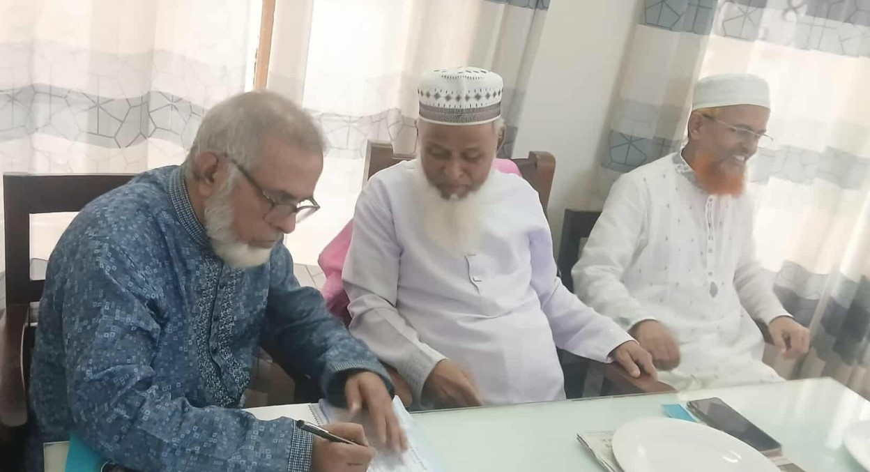 জামায়াতে যোগ দিলেন সাবেক সচিব সোলায়মান চৌধুরী 