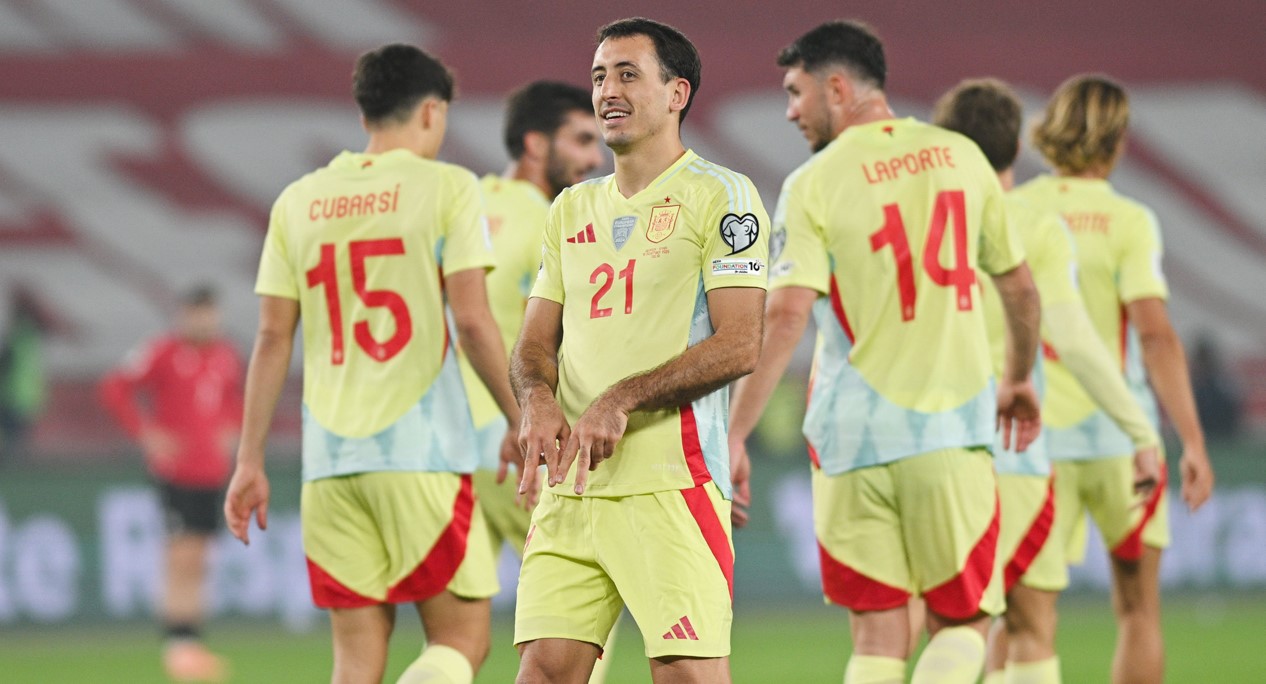 প্রতিপক্ষের জালে গোল উৎসব অব্যাহত, বিশ্বকাপের দ্বারপ্রান্তে স্পেন