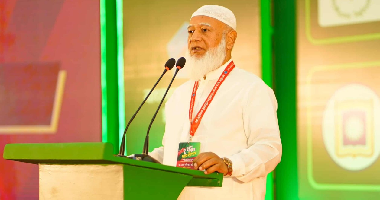 আগামীর বাংলাদেশও তরুণদের হাত ধরেই গড়ে উঠবে: জামায়াত আমির