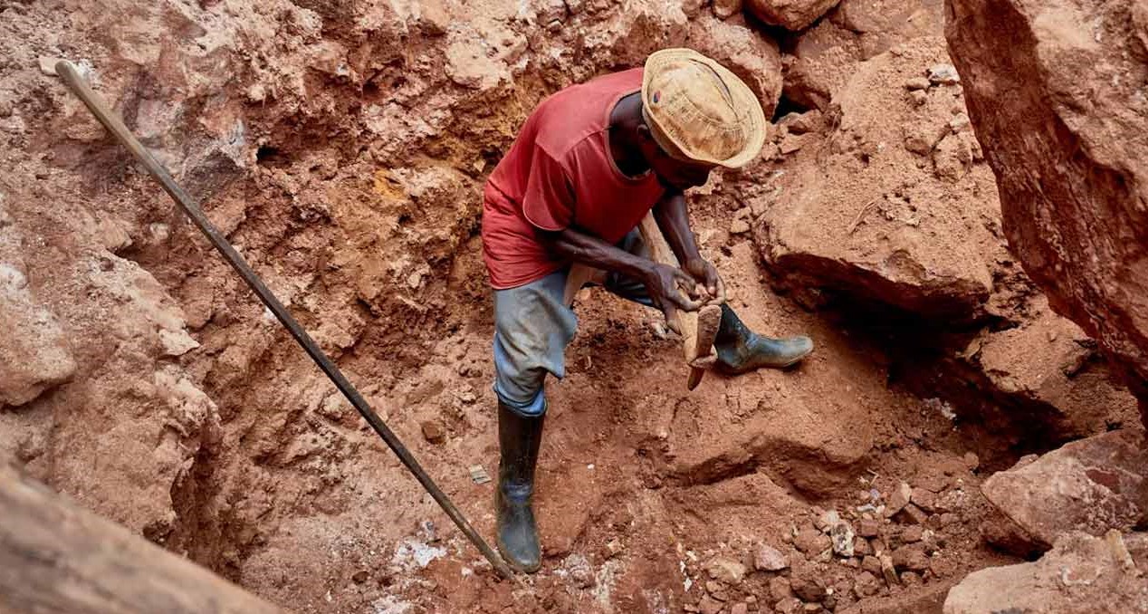 কঙ্গোতে তামা ও কোবাল্ট খনিতে সেতু ধস, নিহত অন্তত ৩২