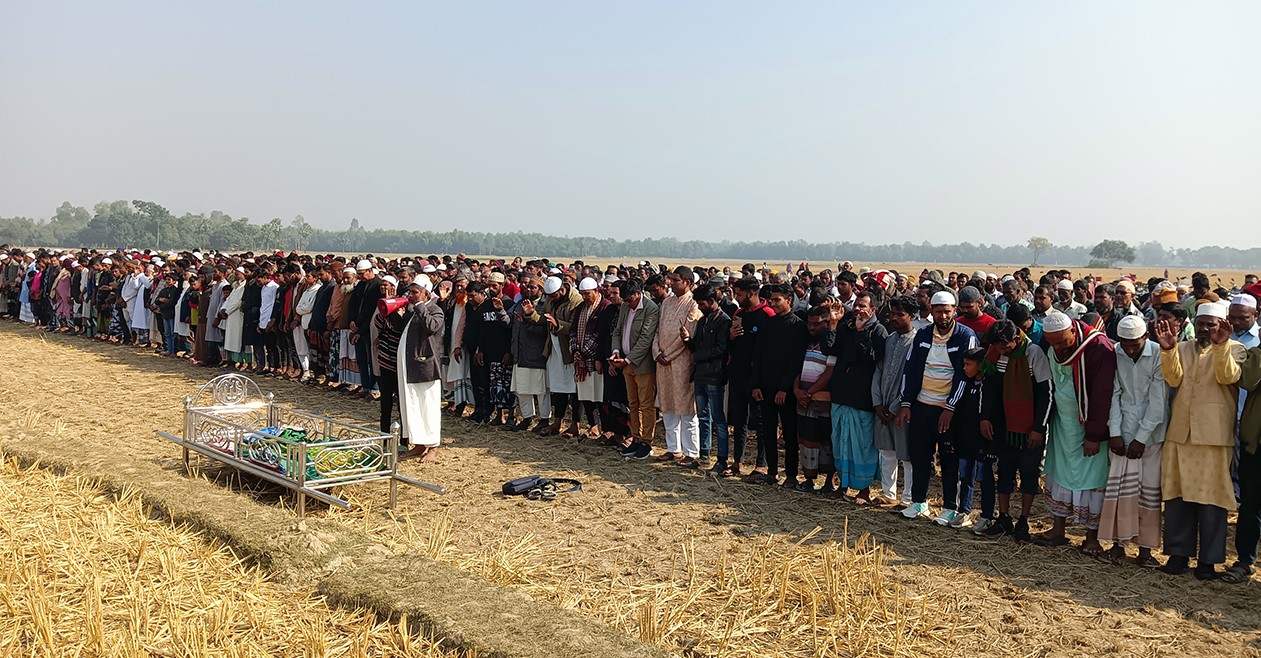 সাজিদের জানাজায় হাজারো মানুষের ঢল, দাফন সম্পন্ন