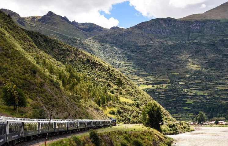 বিশ্বের ৫ অসাধারণ ট্রেনযাত্রা