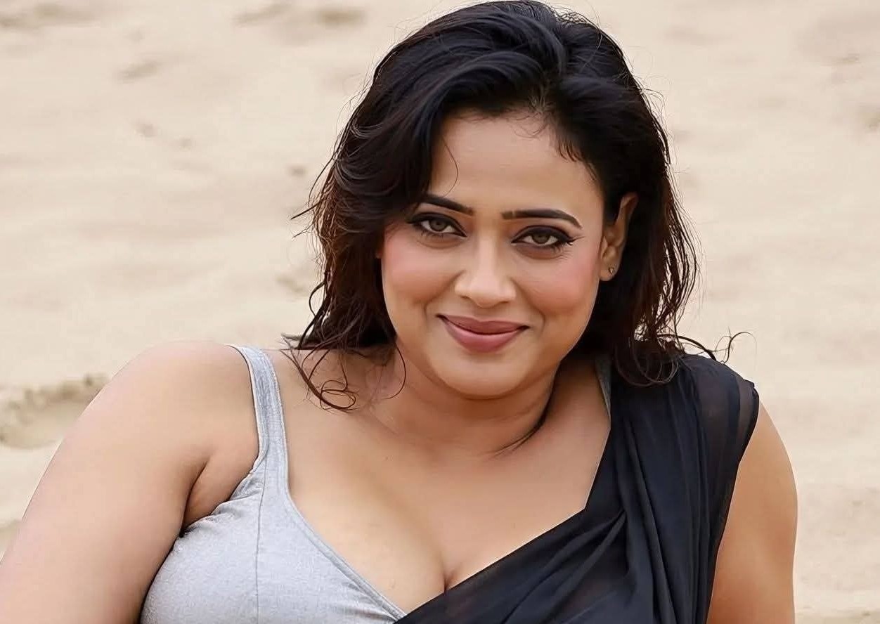 শীতে ঠোঁট ভালো রাখার ঘরোয়া উপায়