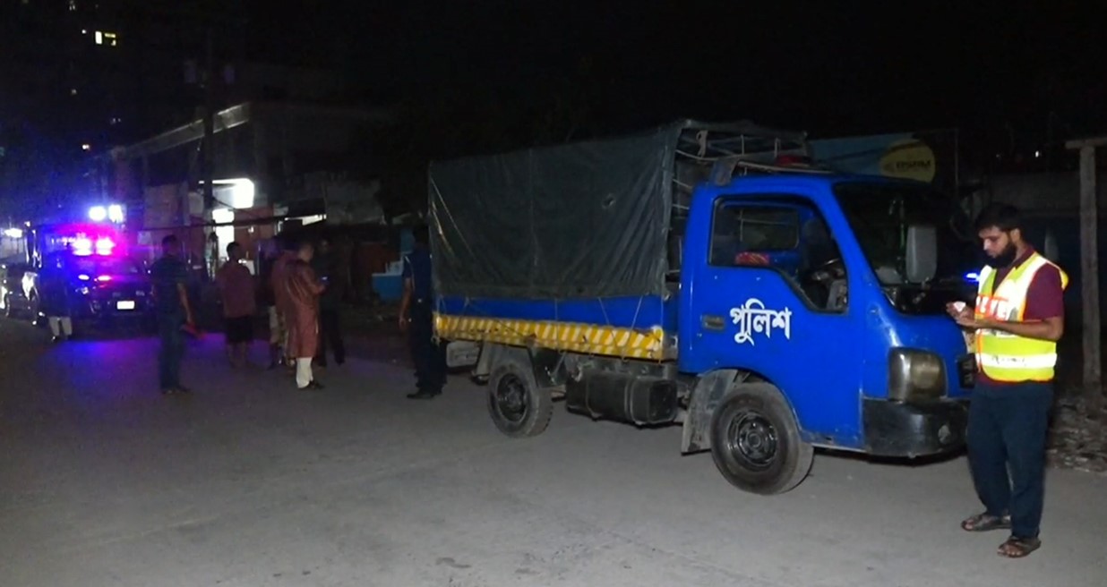 টাঙ্গাইলে ব্যবসায়ীকে কুপিয়ে স্বর্ণালংকার ও নগদ টাকা ছিনতাই