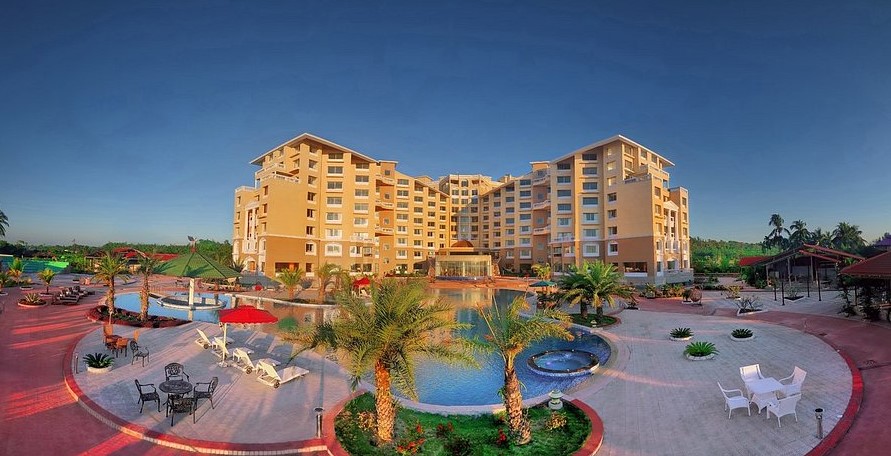 দেশে সরকার অনুমোদিত পাঁচ তারকা হোটেল ২০টি