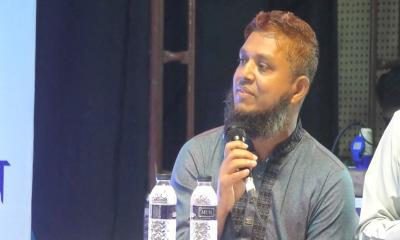 পাকা কলা ঘুষ নেওয়া জেলা পরিষদের সেই আলমগীর বরখাস্ত