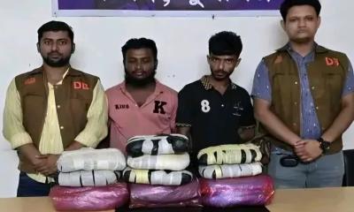 টংগীবাড়িতে ১২ কেজি গাঁজাসহ গ্রেপ্তার দুই