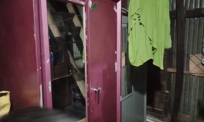 ওসমান হাদির গ্রামের বাড়িতে চুরি