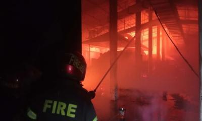 অভয়নগরে জুট মিলে আগুন