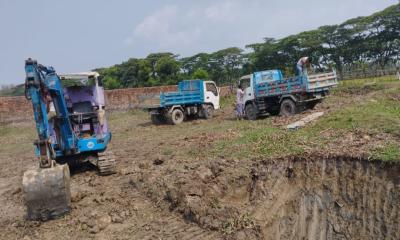 আনোয়ারায় ফসলি জমির মাটি কাটার হিড়িক