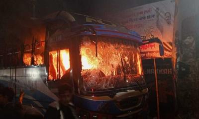 বরিশালে টার্মিনালে ‘শতাধিক’ বাস ভাঙচুর