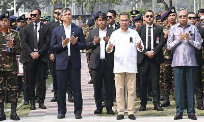 বিডিআর শহীদদের প্রতি প্রধানমন্ত্রীর শ্রদ্ধা নিবেদন