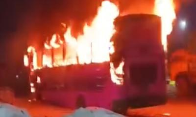 গাজীপুরে দুর্বৃত্তের আগুনে পুড়লো বাস