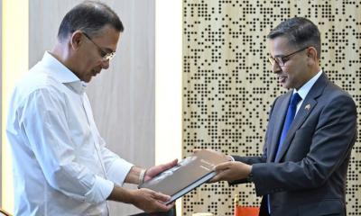 প্রধানমন্ত্রী তারেক রহমানের সঙ্গে ভারতীয় হাইকমিশনারের সাক্ষাৎ